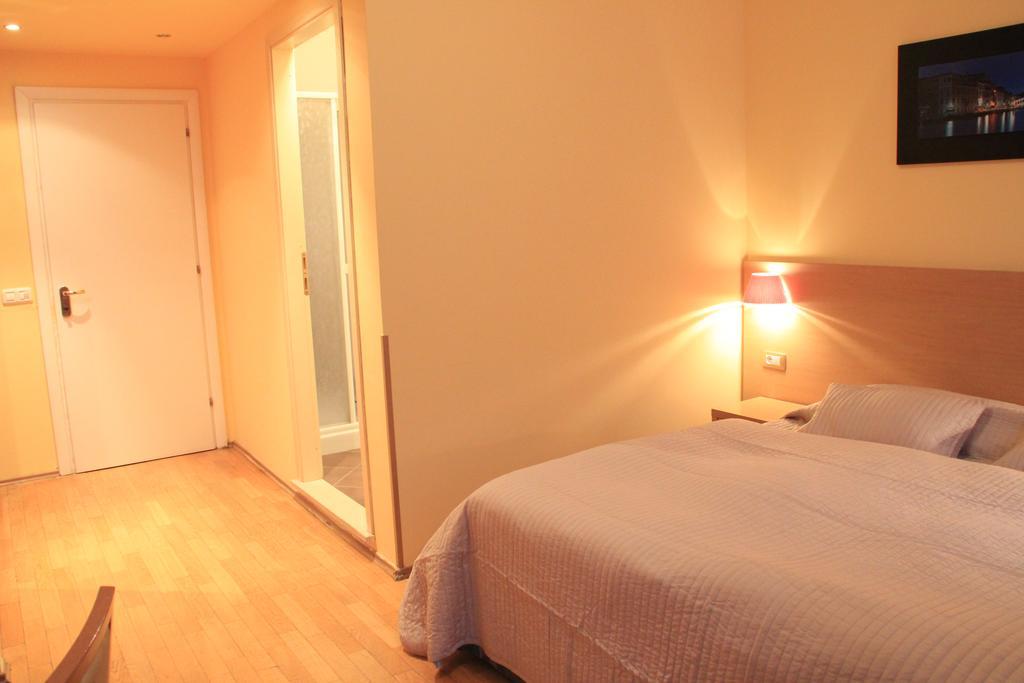 City Lounge Crown Hotel Πράγα Δωμάτιο φωτογραφία