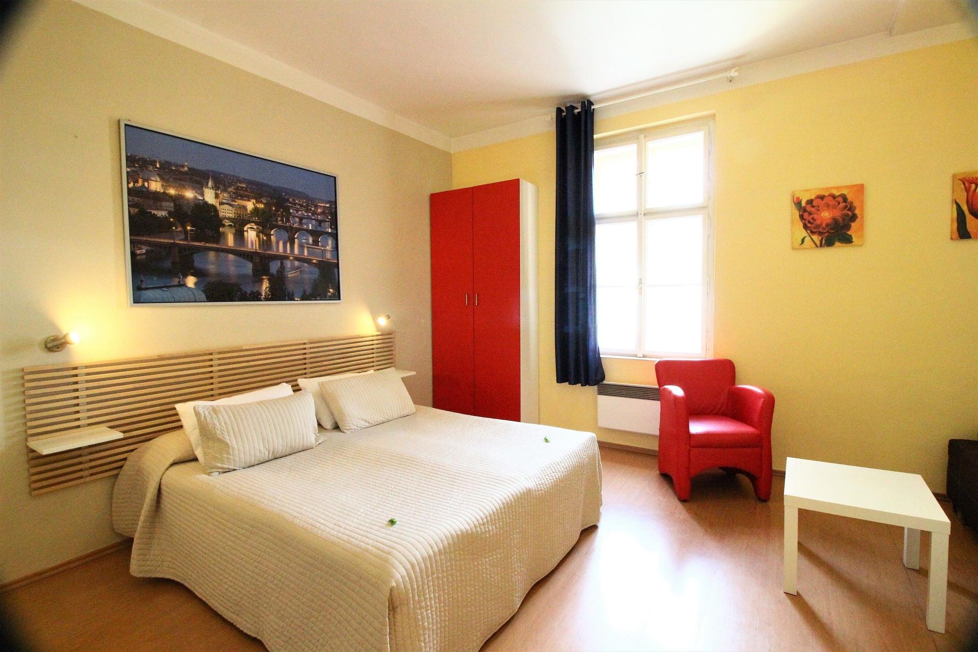 City Lounge Crown Hotel Πράγα Εξωτερικό φωτογραφία