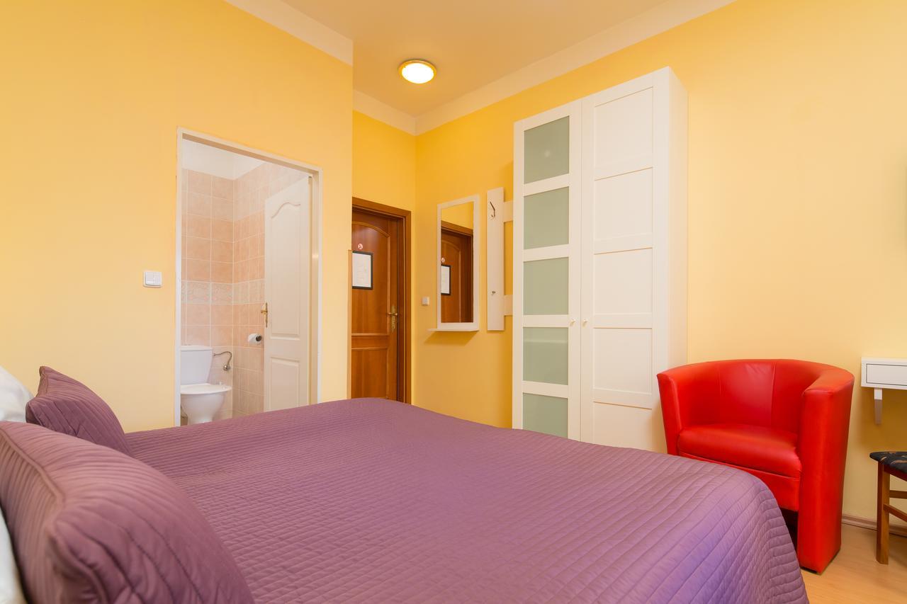City Lounge Crown Hotel Πράγα Εξωτερικό φωτογραφία